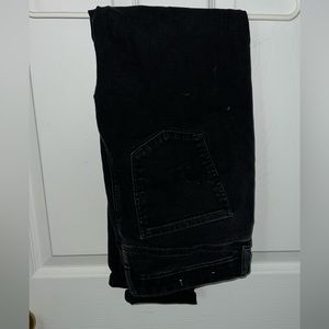 Black skinny jeans